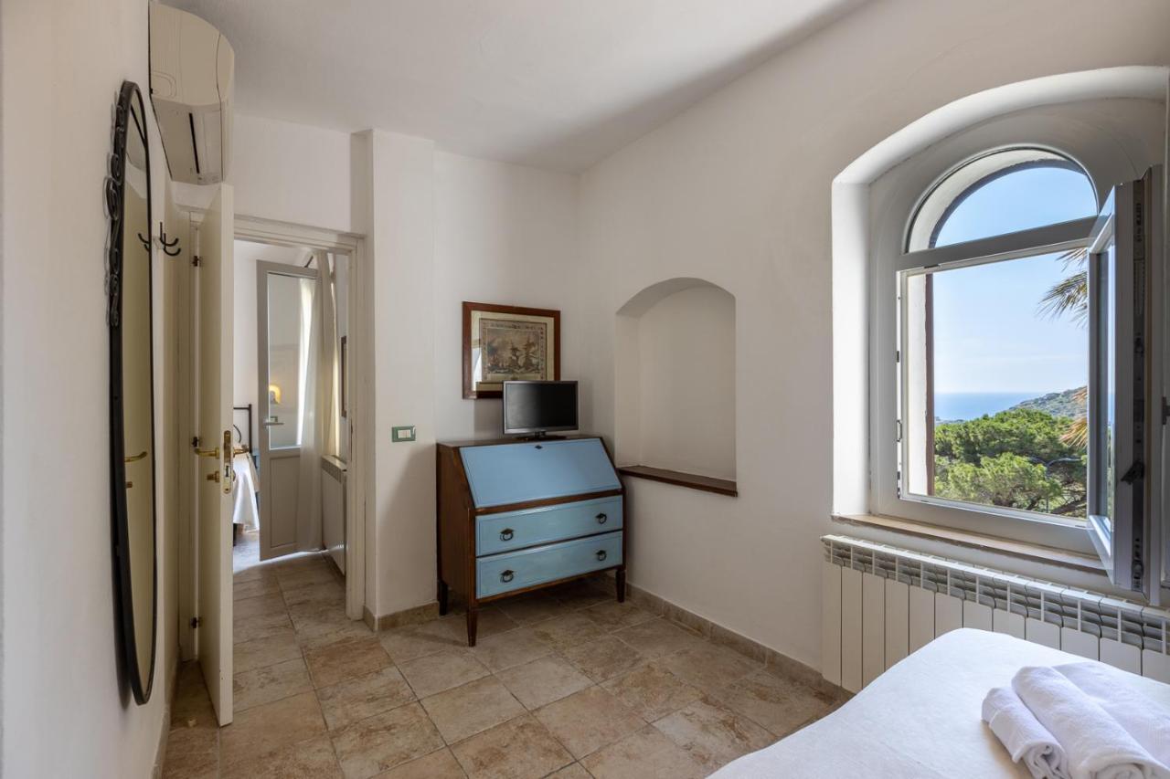 Hotel Castello Monticello Giglio Porto Exterior photo